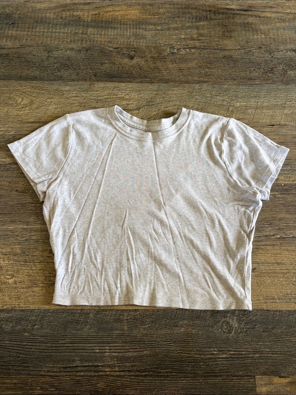 Hollister Women's Heather Gray Cropped Crewneck Tee